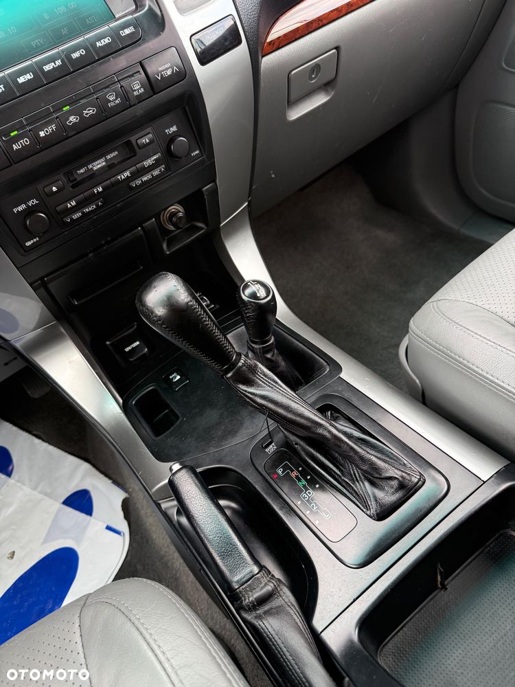 Toyota Land Cruiser D-4D Automatik Executive - 31