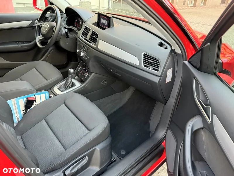 Audi Q3 1.4 TFSI Design S tronic - 16