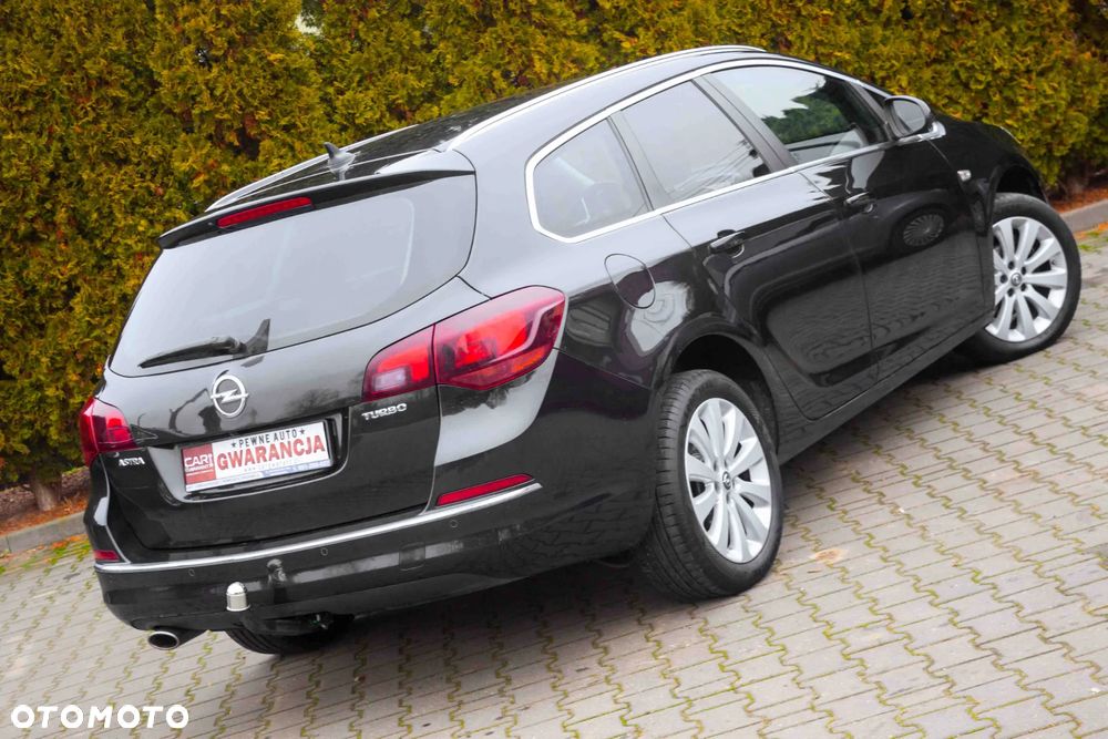 Opel Astra 1.4 T Essentia - 8