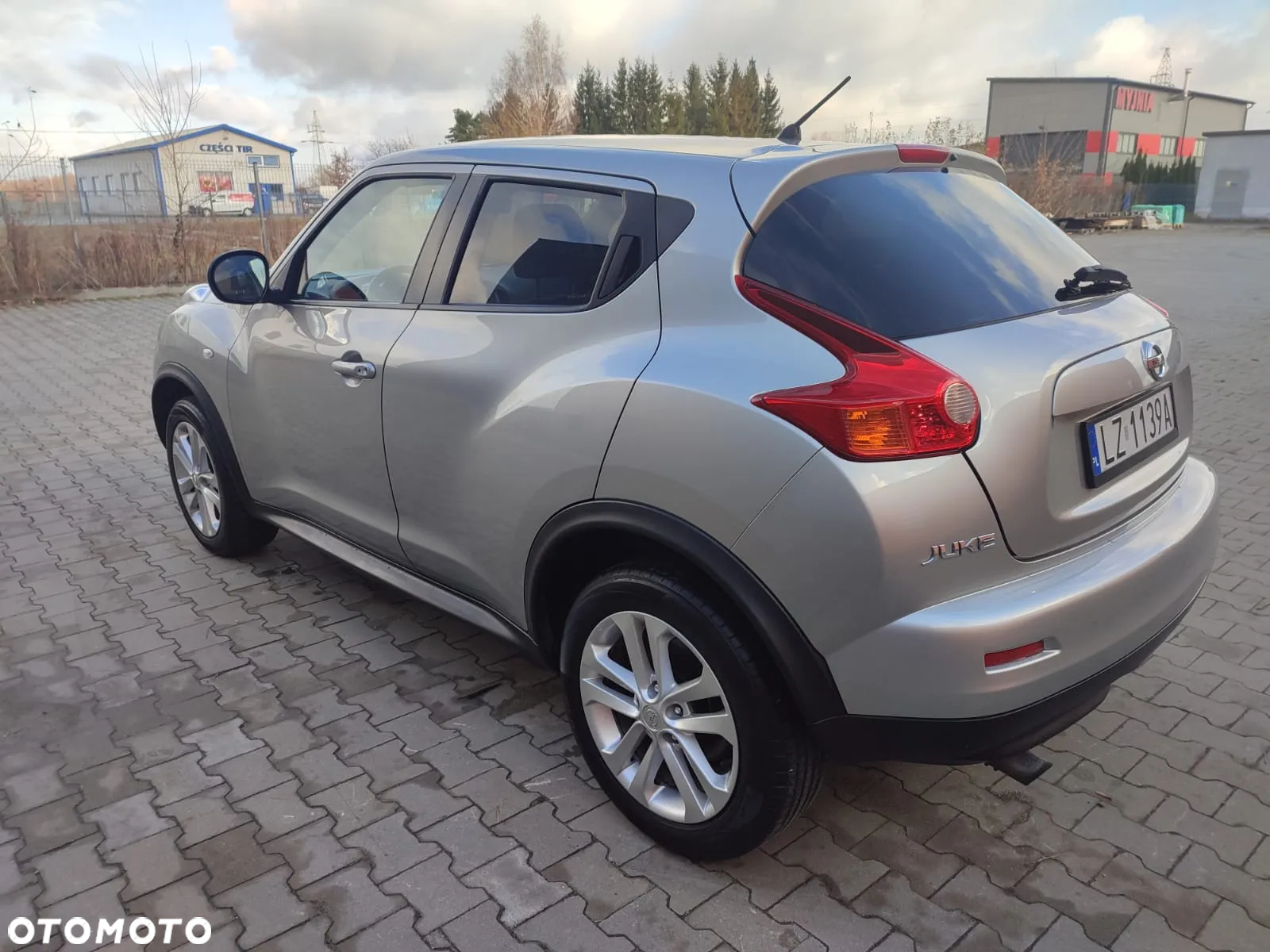 Nissan Juke 1.6 DIG-T 360 - 8