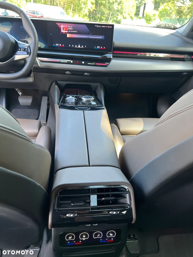 BMW Seria 5 530e PHEV - 23