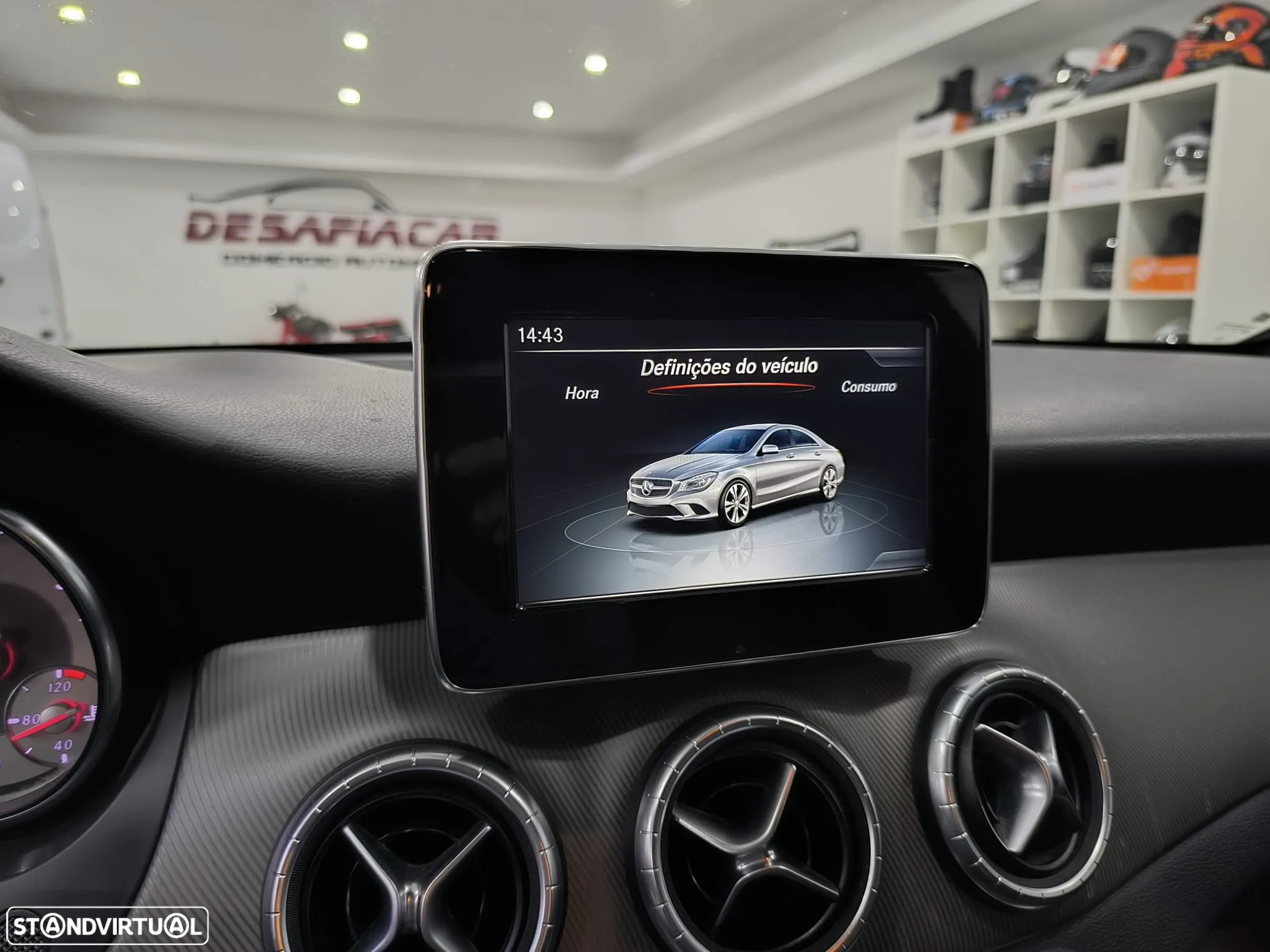 Mercedes-Benz CLA 180 CDi - 41