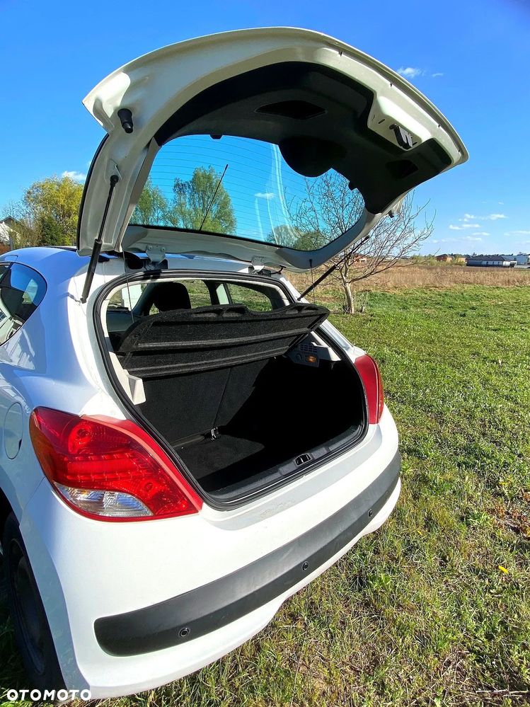 Peugeot 207 1.4 HDi Presence - 8