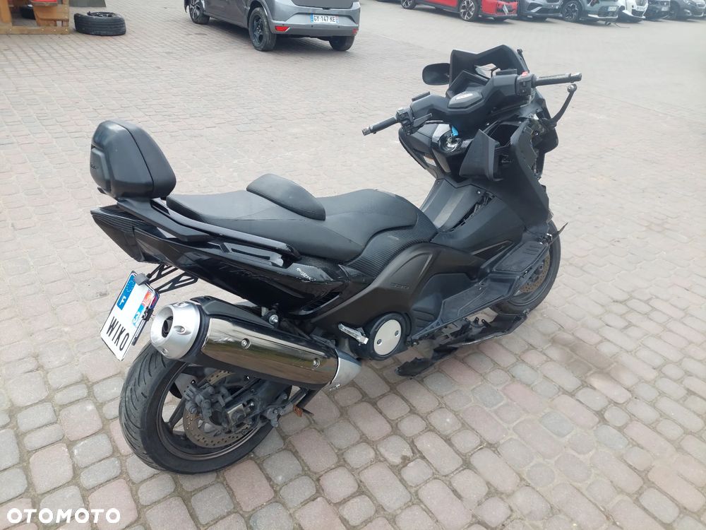 Yamaha Tmax - 6