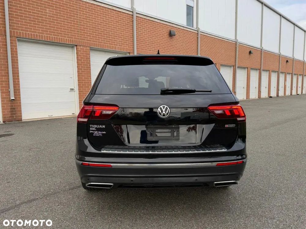 Volkswagen Tiguan - 6