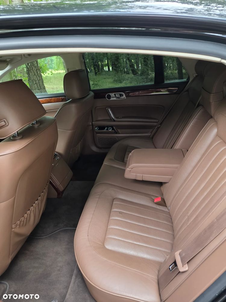 Volkswagen Phaeton 3.0 V6 TDI DPF 4Mot (5os) - 32