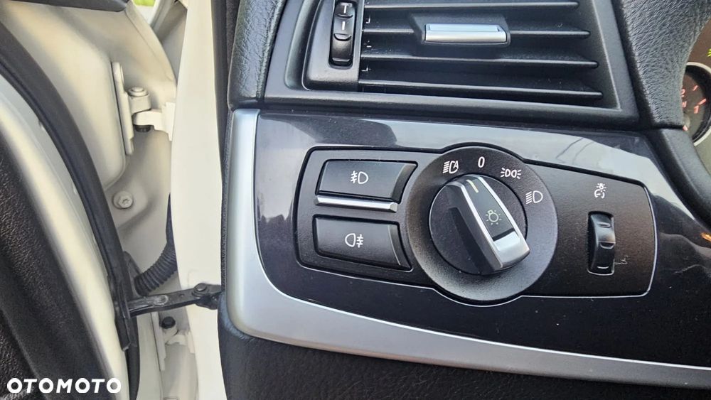 BMW Seria 5 520d - 19