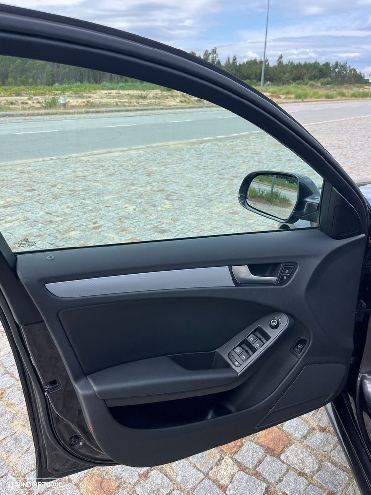 Audi A4 2.0 TDI S Edition S-line - 12