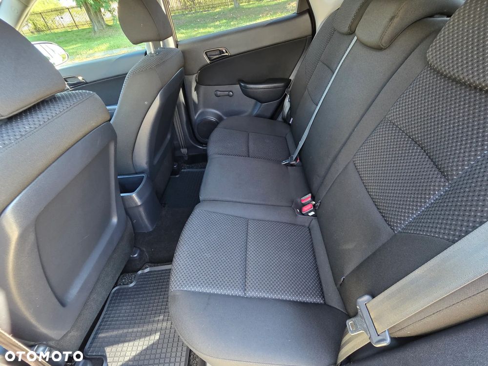 Hyundai i30 1.4 Base - 11