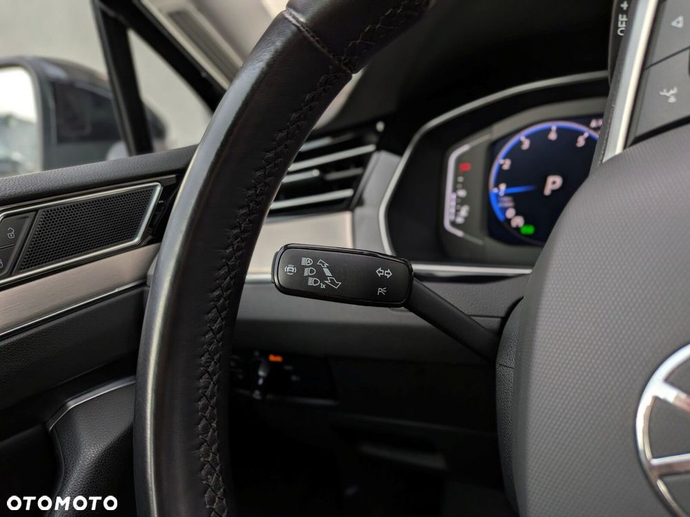 Volkswagen Passat 1.5 TSI EVO Elegance DSG - 27