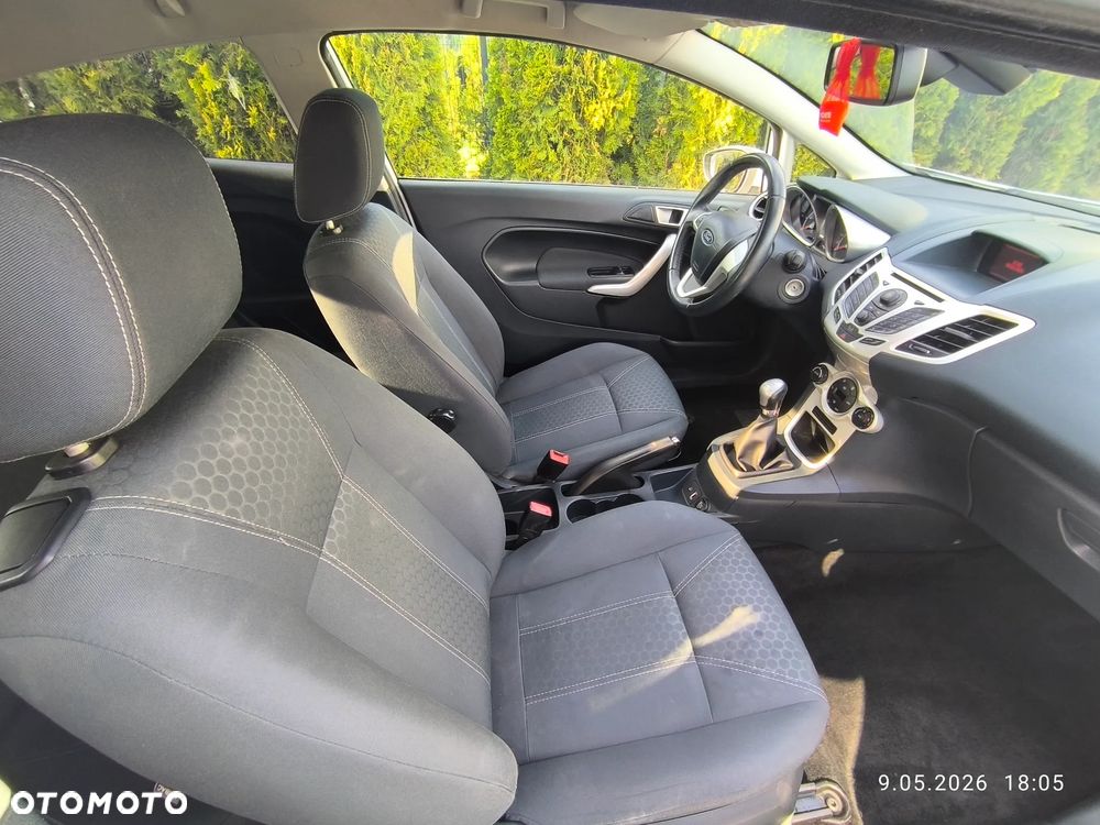 Ford Fiesta - 15