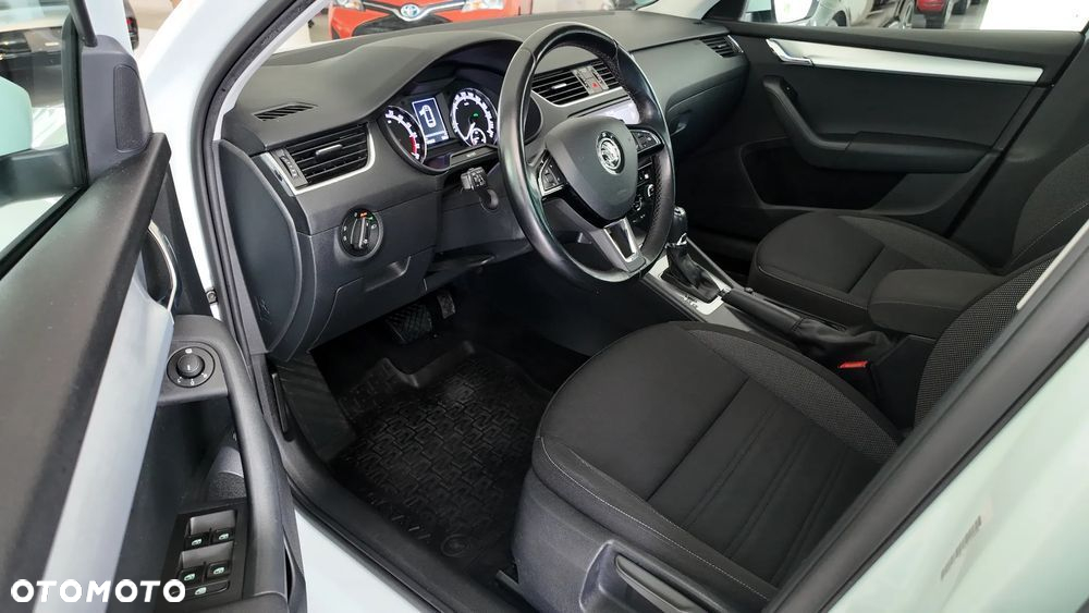 Skoda Octavia 2.0 TDI 4x4 Ambition DSG - 15