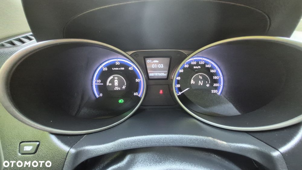 Hyundai ix35 2.0 CRDi 4WD Automatik Premium - 20