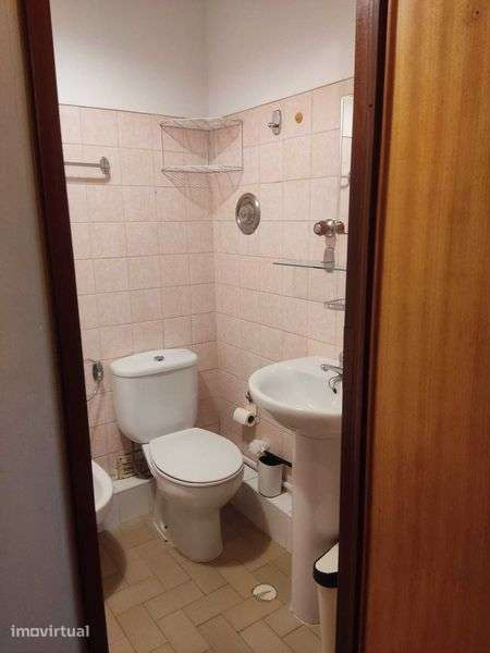 Apartamento - Alcântara - T1 - Arrendo - Grande imagem: 5/6