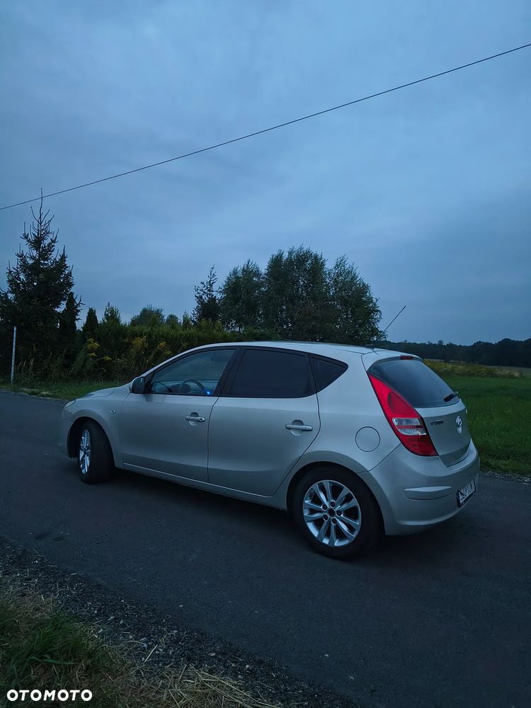 Hyundai i30 1.4 Comfort - 4
