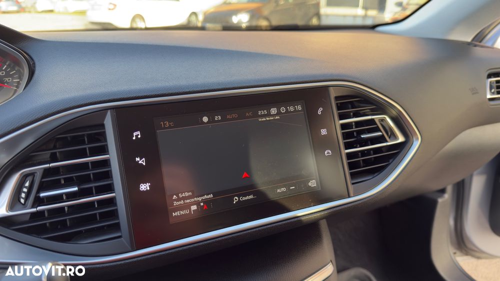 Peugeot 308 PureTech 130 Stop & Start Allure - 19