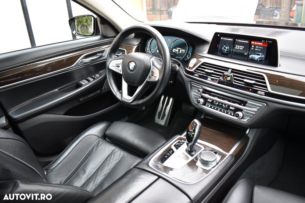 BMW Seria 7 730d xDrive - 21