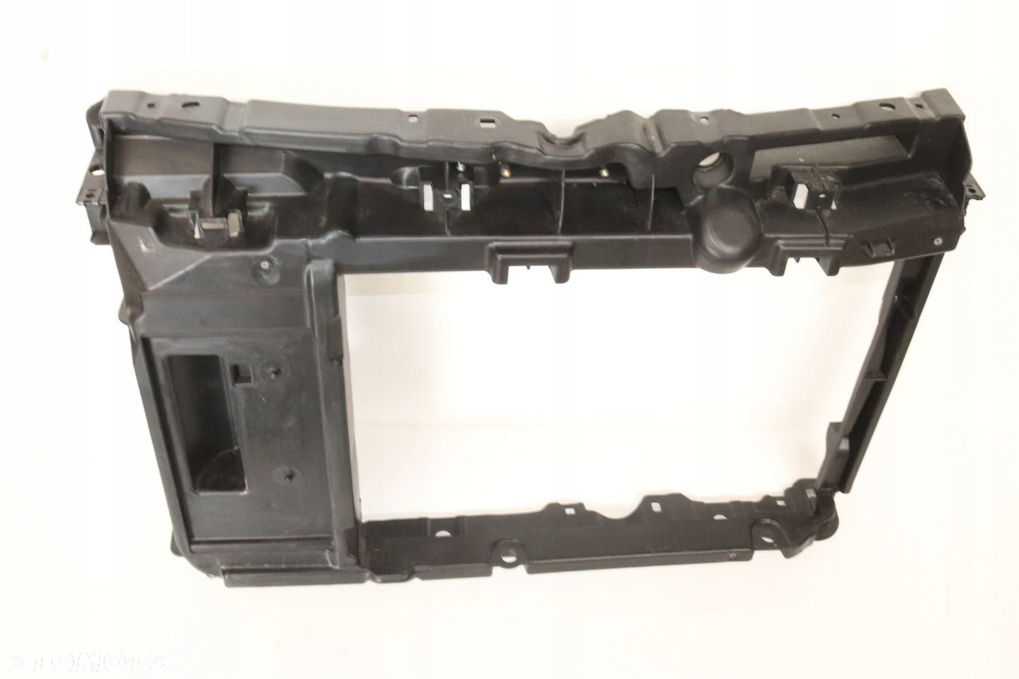 PAS PRZÓD OBUDOWA CHŁODNIC CITROEN C3 PICASSO 1.6 - 5