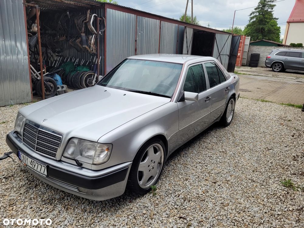 Mercedes-Benz Klasa E ver-500 - 4