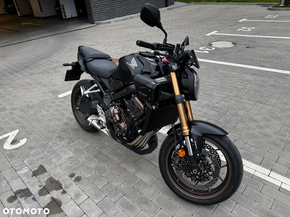 Honda CB - 3