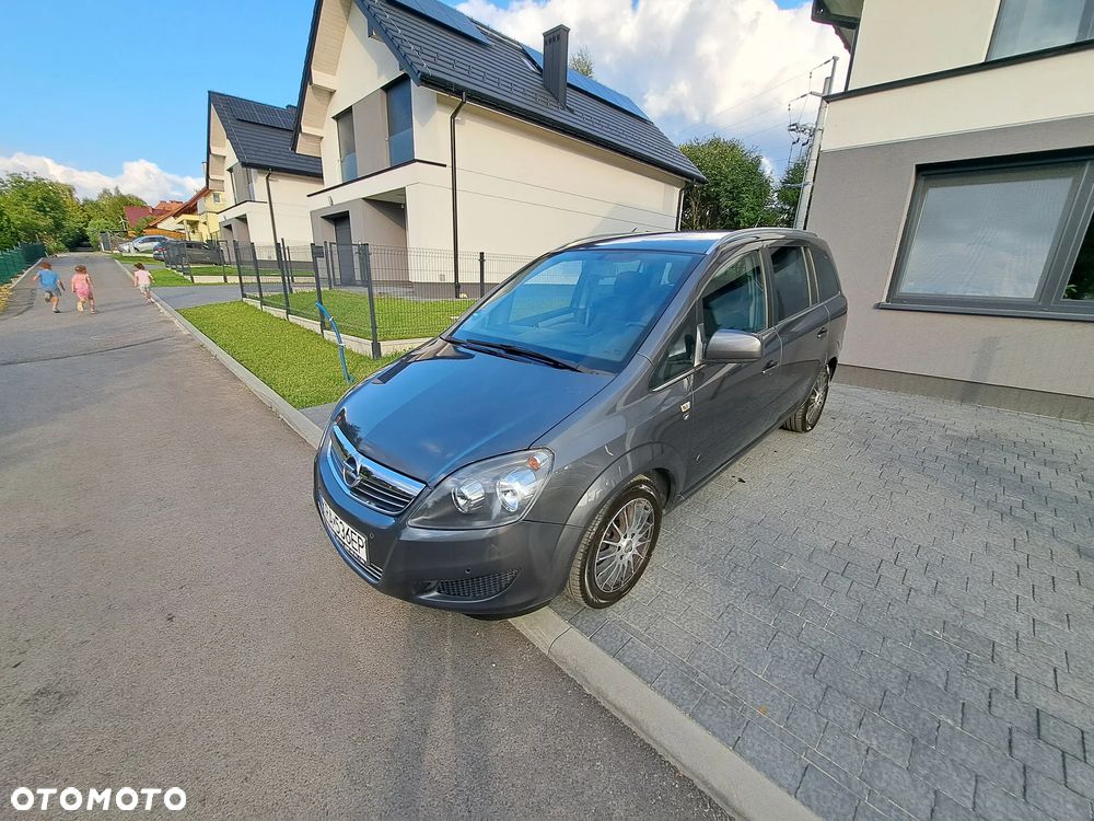 Opel Zafira 1.6 ECOFLEX Edition 111 Jahre - 10