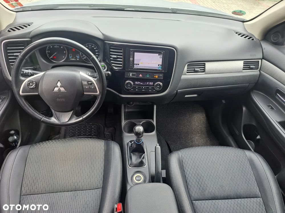 Mitsubishi Outlander 2.2 DI-D 4WD Diamant Edition - 5