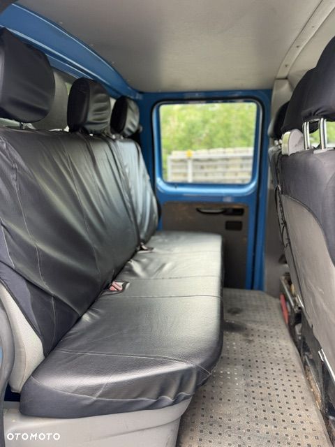 Volkswagen Transporter - 4