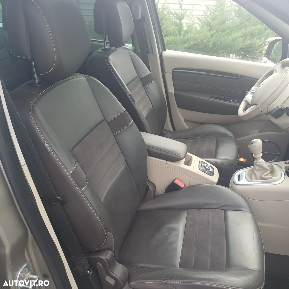 Renault Scenic ENERGY dCi 130 BOSE EDITION - 19