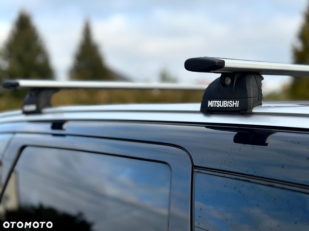 Mitsubishi Outlander 2.0 Instyle Navi 4WD CVT - 18