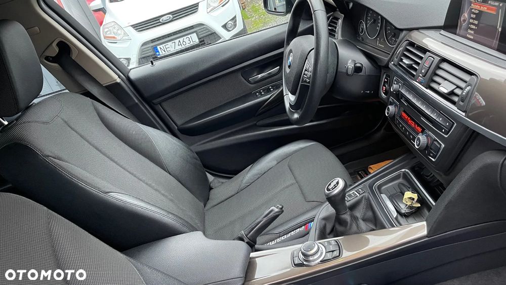 BMW Seria 3 - 17