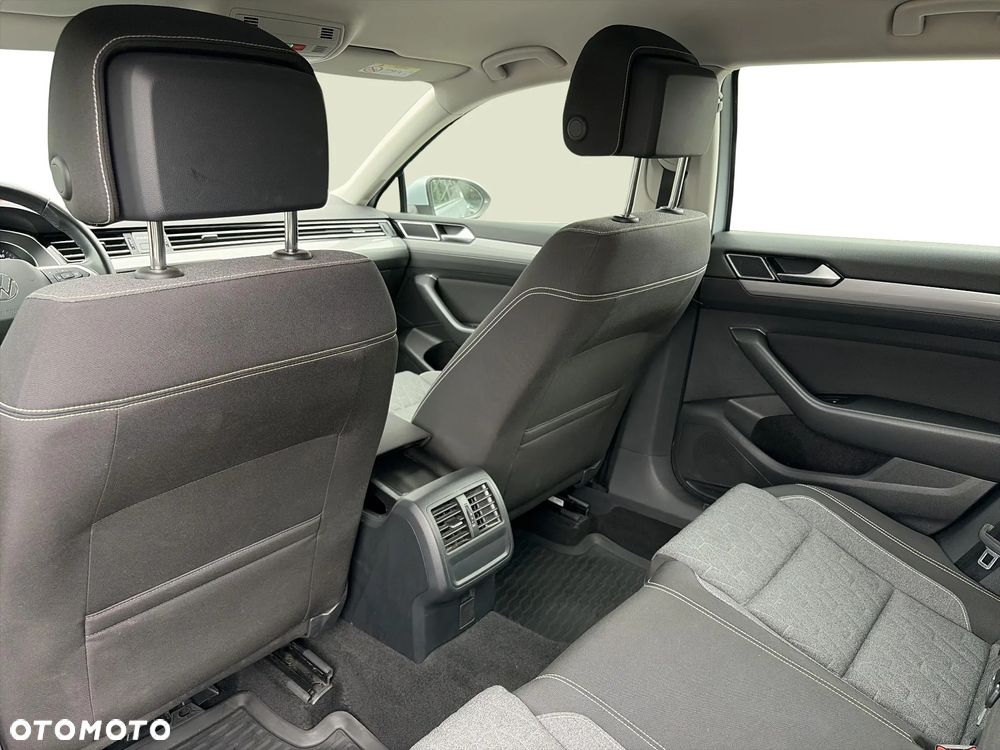 Volkswagen Passat 1.5 TSI EVO Business DSG - 16