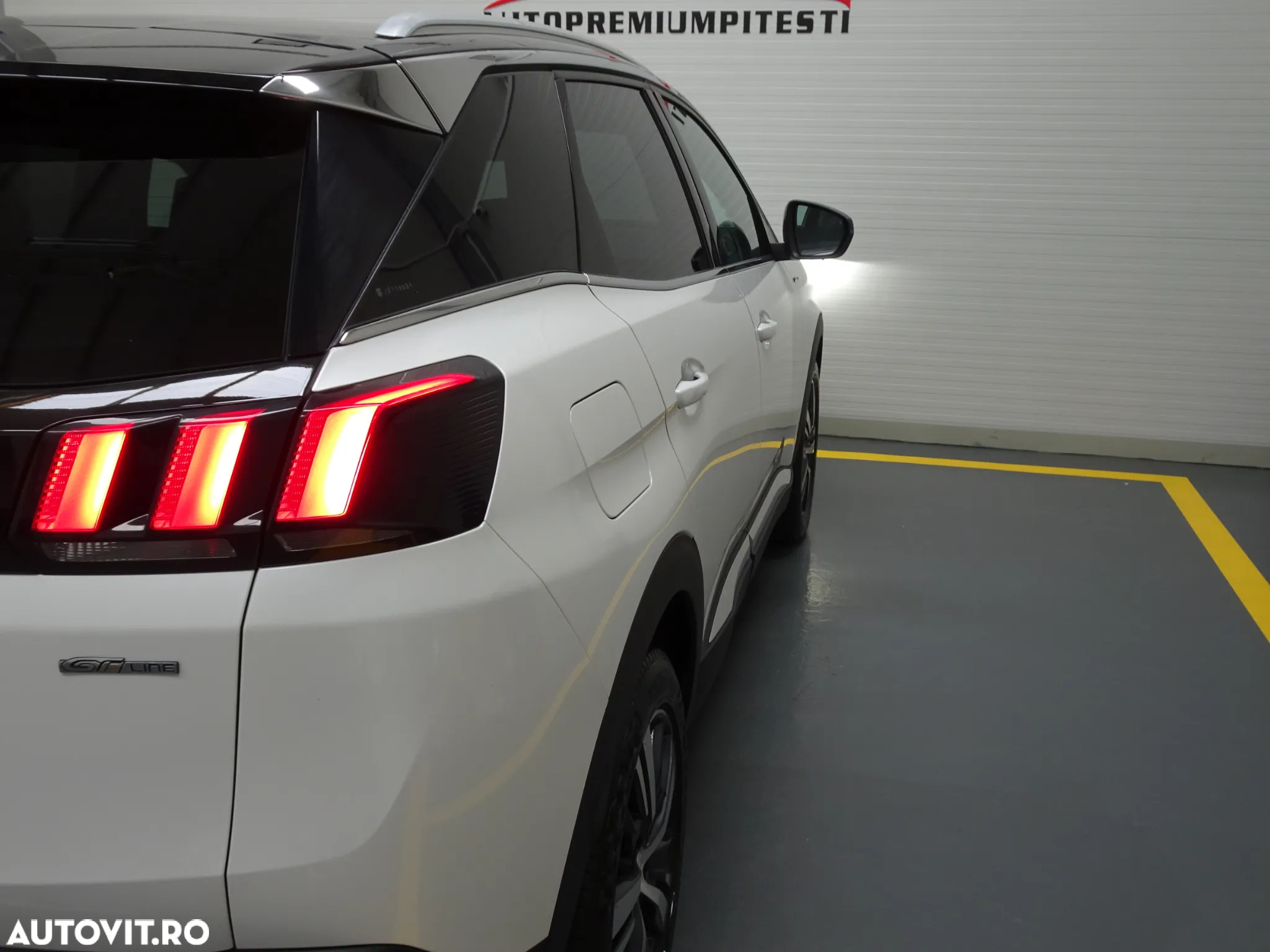 Peugeot 3008 1.2 PureTech Turbo S&S GT-Line - 16
