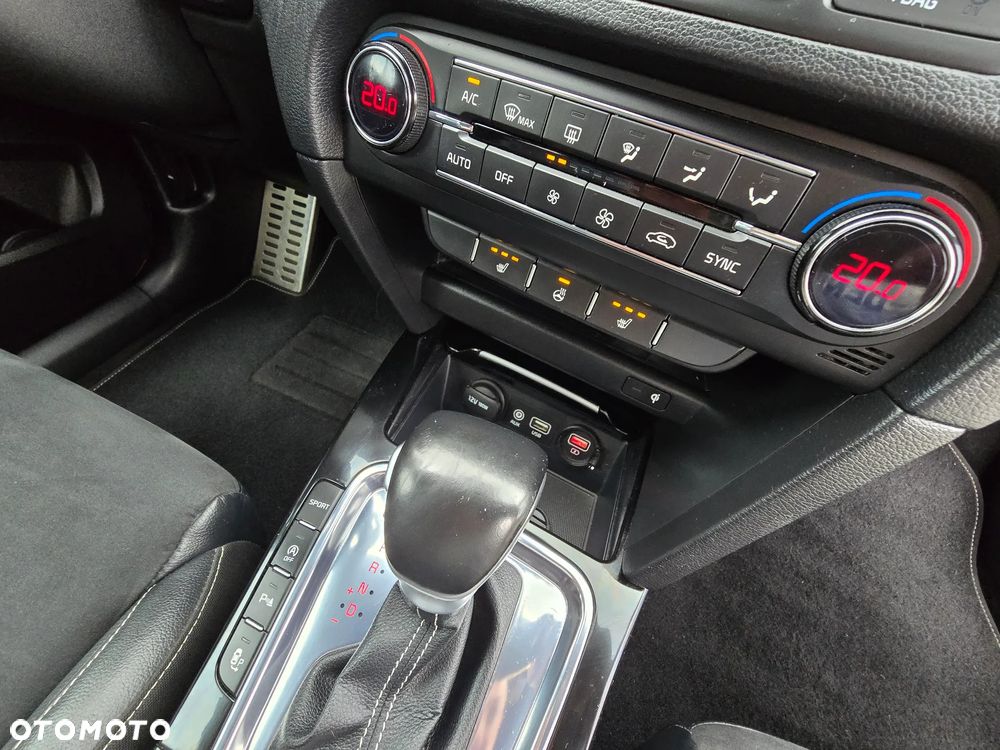 Kia ProCeed 1.6 CRDi GT Line DCT - 9
