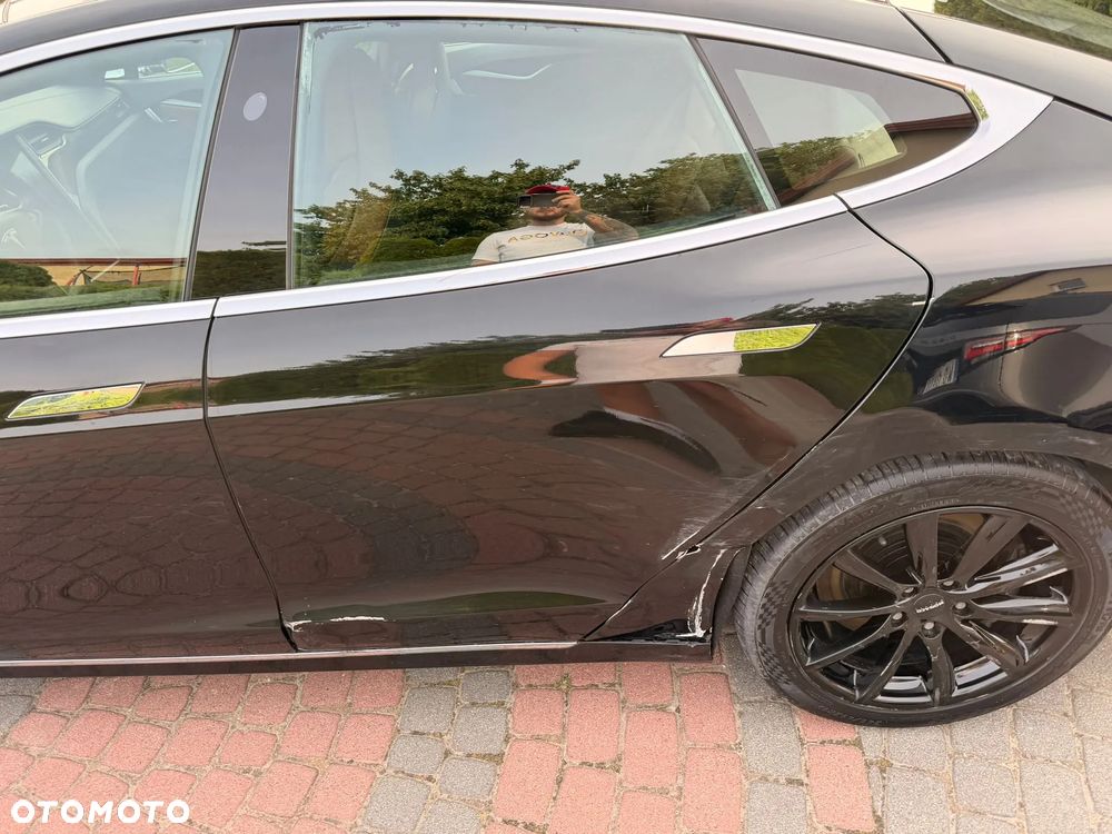 Tesla Model S Long Range Plus - 10