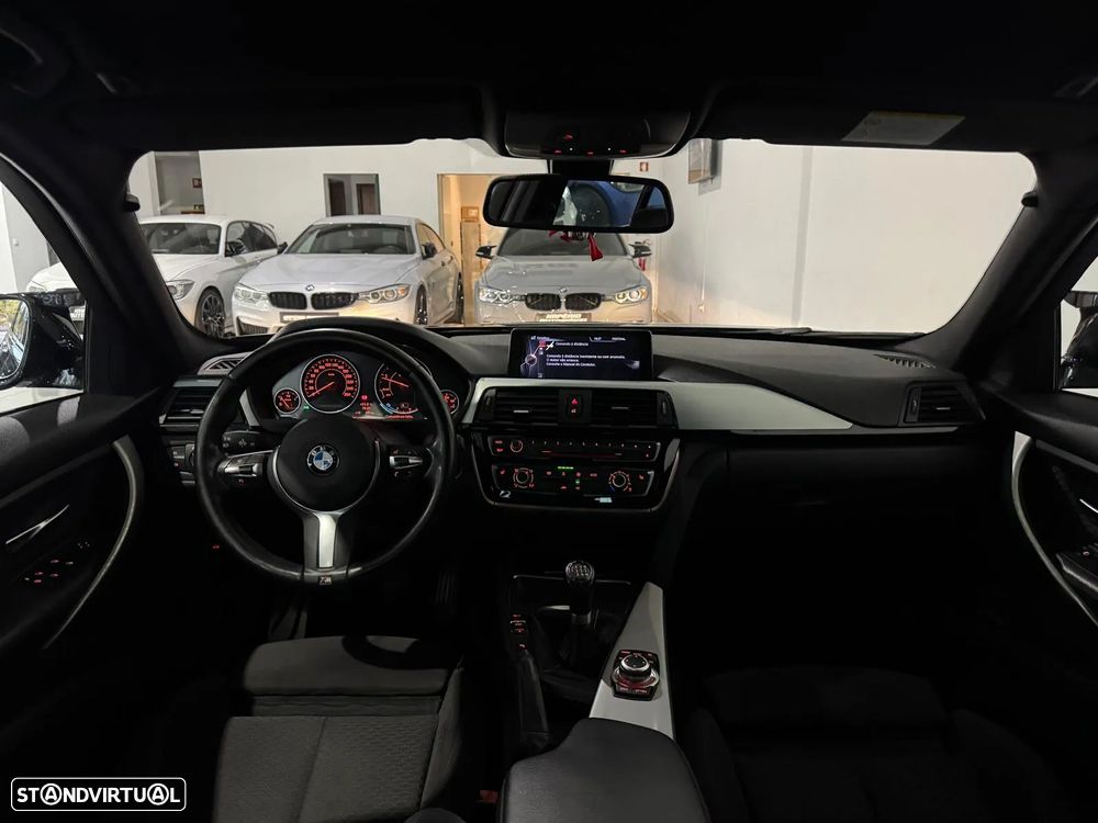 BMW 320 d Touring Pack M - 35