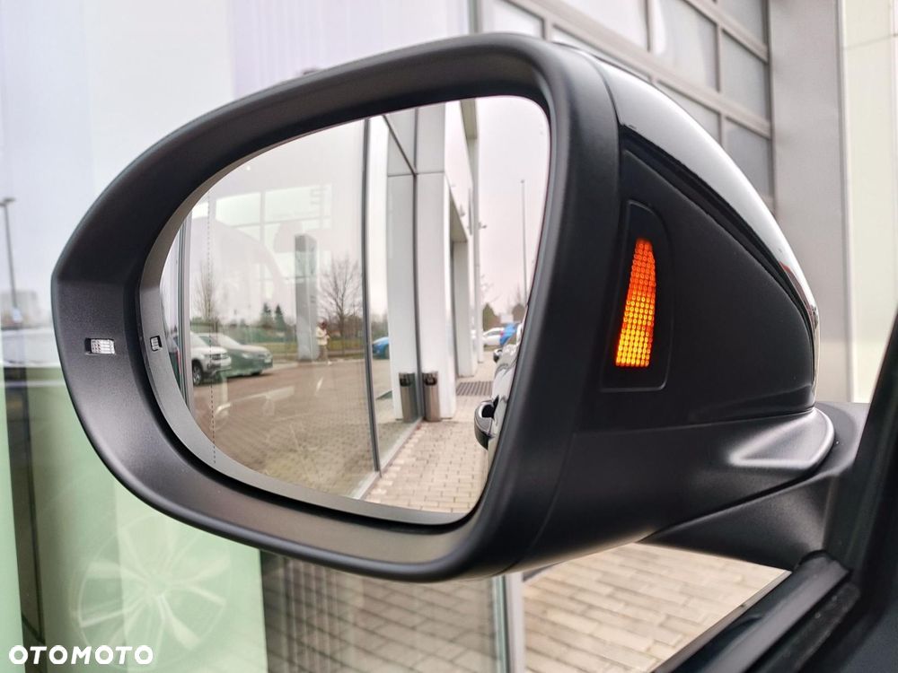 Volkswagen T-Cross - 23