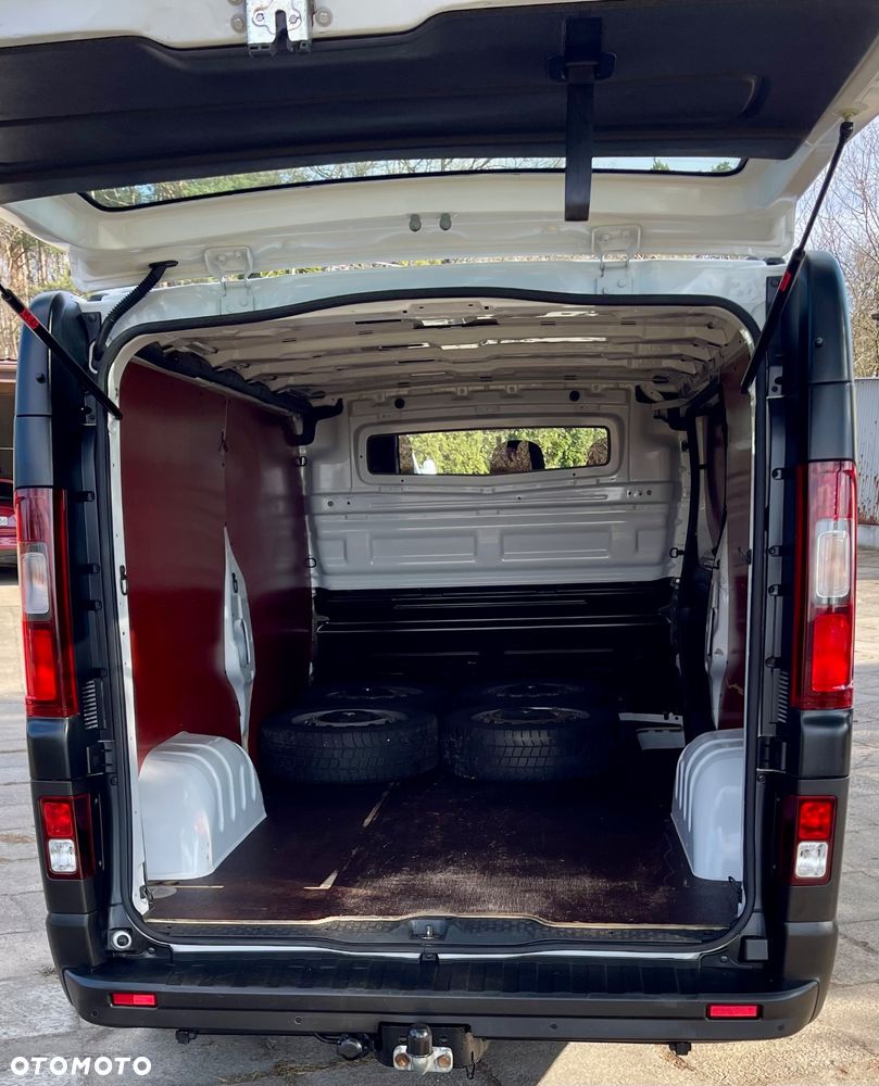 Opel Vivaro - 12