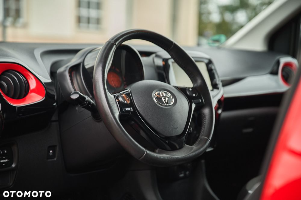 Toyota Aygo x-play Edition S+ - 34