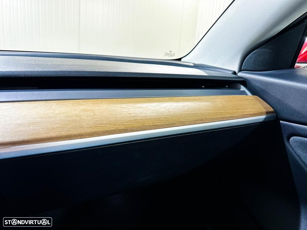 Tesla Model 3 Long Range Tração Integral - 33