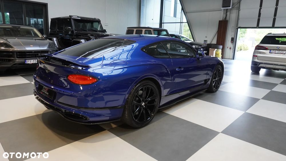 Bentley Continental GT - 12