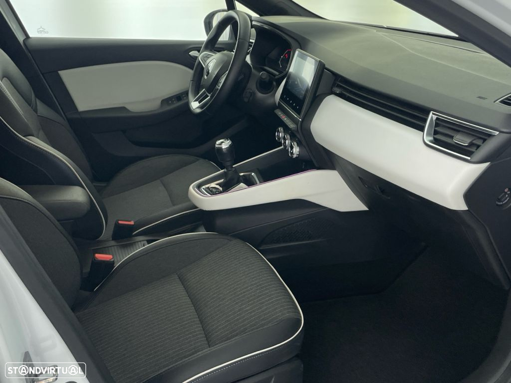 Renault Clio 1.0 TCe Techno - 21