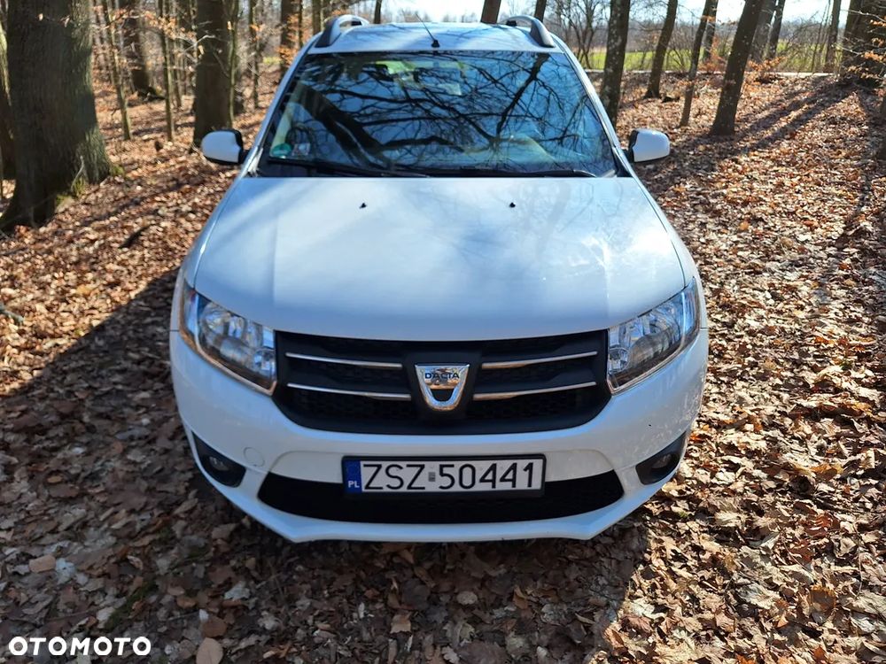 Dacia Logan 1.2 16V 75 Laureate - 8