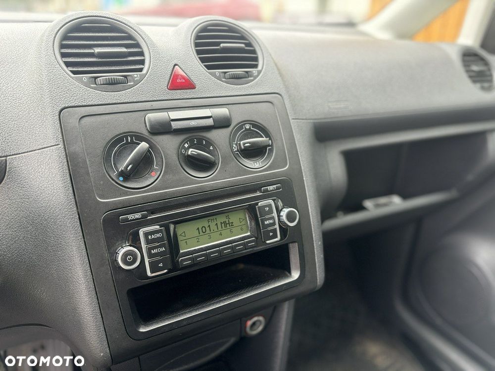 Volkswagen Caddy - 9