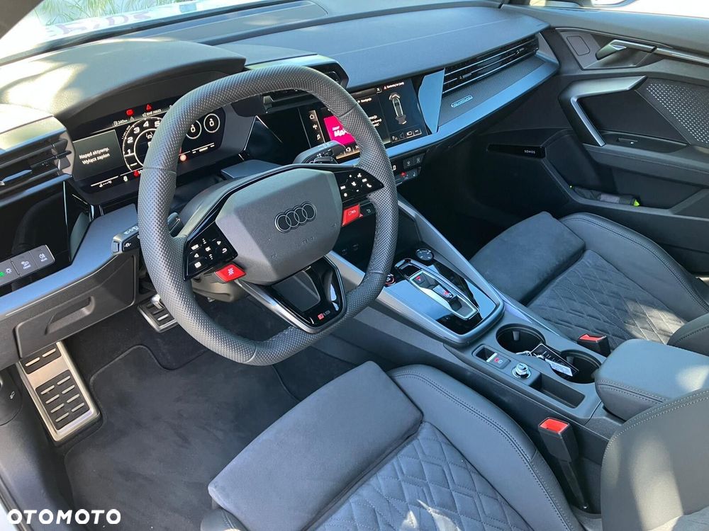 Audi RS3 Sportback - 10