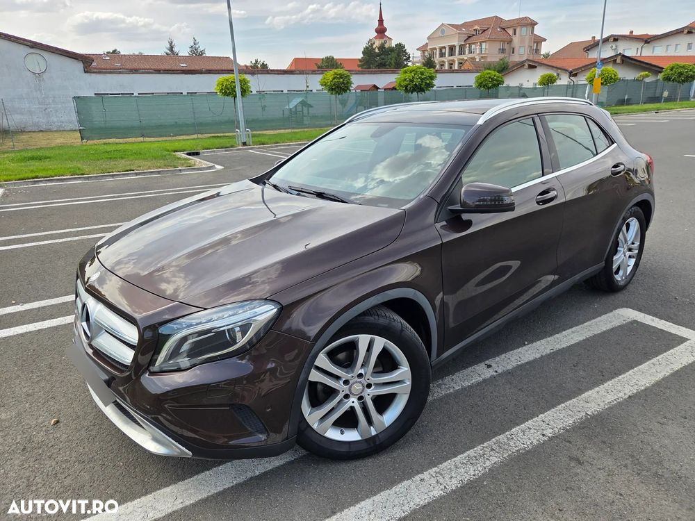 Mercedes-Benz GLA - 1