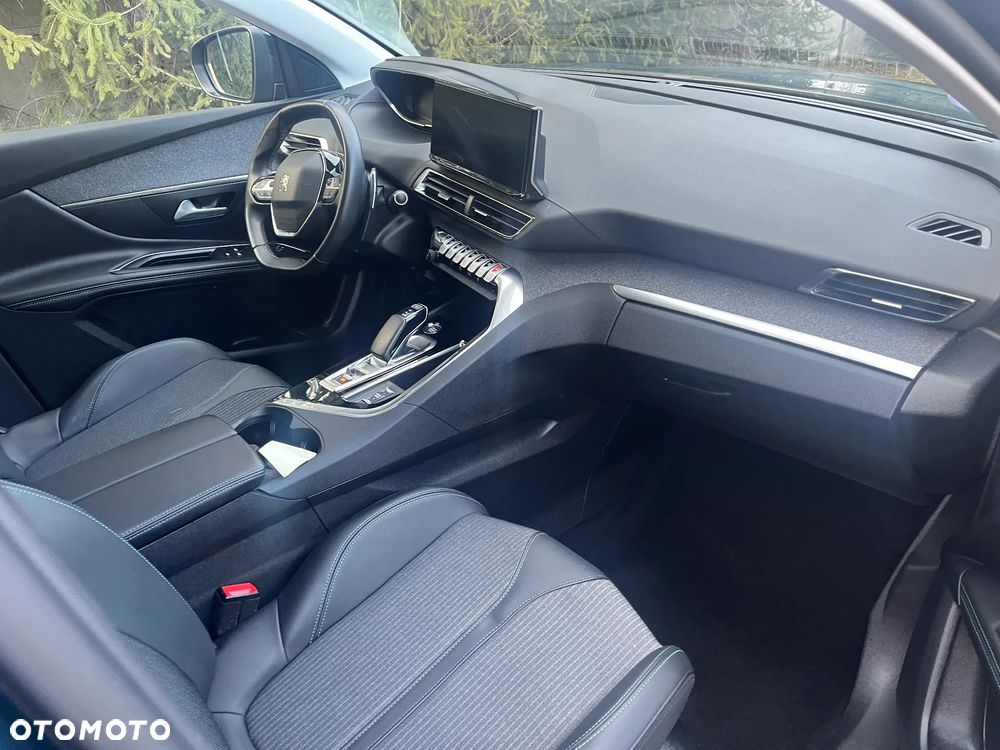 Peugeot 3008 1.6 PureTech HYbrid Allure S&S EAT8 - 7