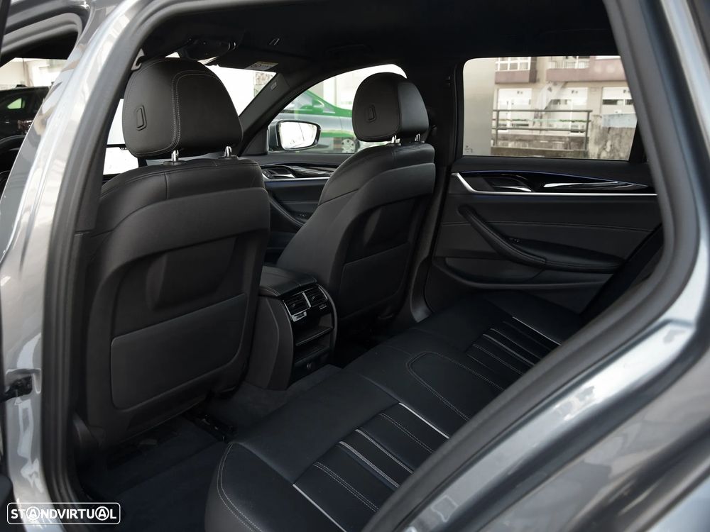 BMW 520 d Pack M Auto - 14
