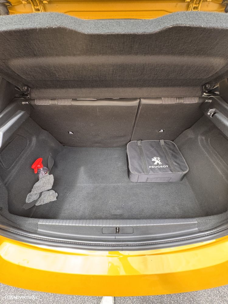 Peugeot e-208 GT Pack - 12