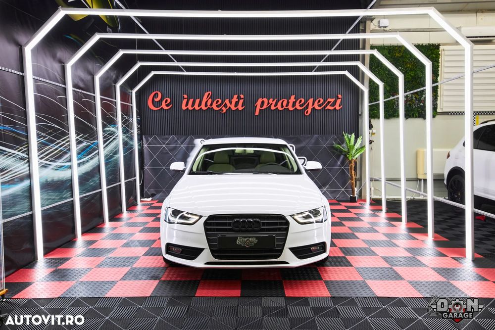 Audi A4 - 1