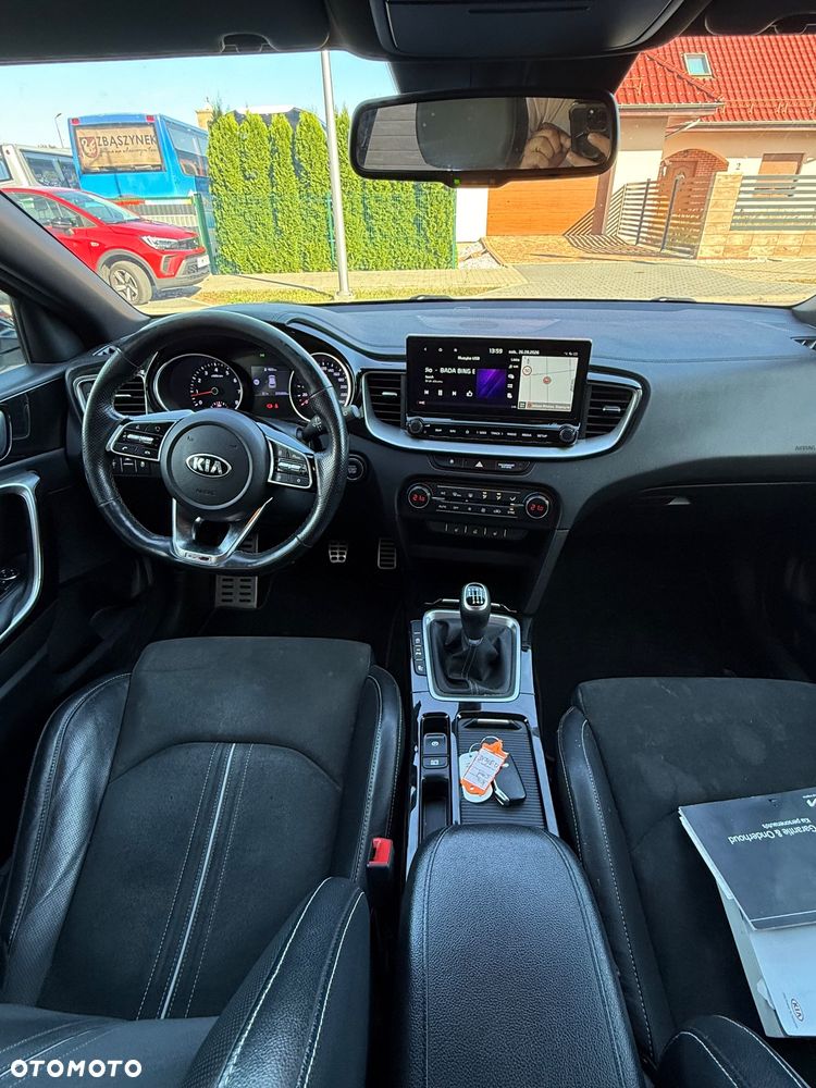 Kia Ceed 1.5 T-GDI GT-Line - 12